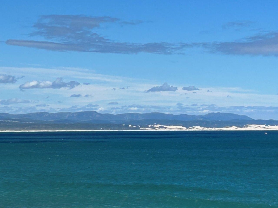 9 Bedroom Property for Sale in Wavecrest Eastern Cape